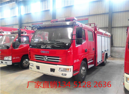 東風(fēng)多利卡3噸水罐消防車（國五）